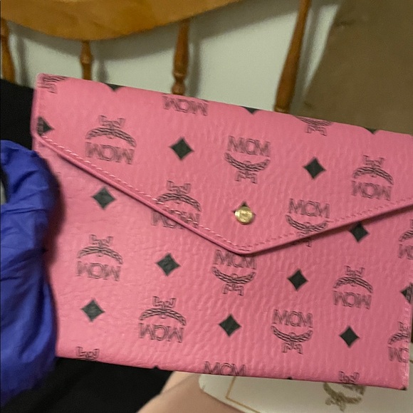 MCM Pink Envelope Clutch with Black Details GWP - Picture 11 of 17